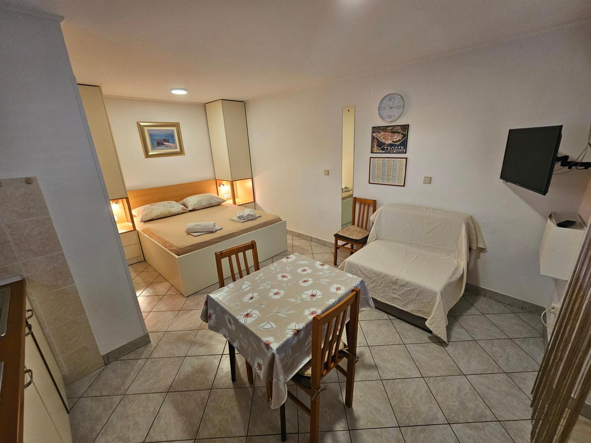 Apartment Nikica Trogir Chambre photo