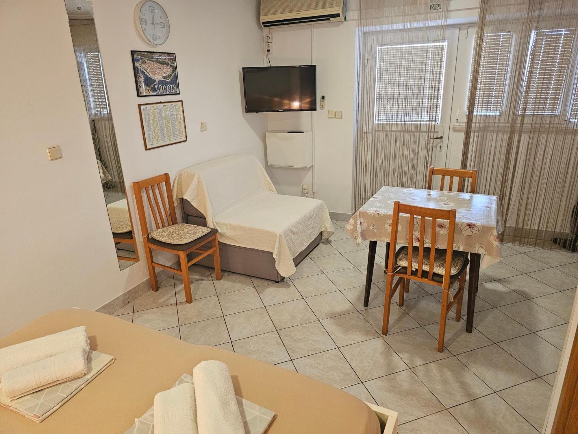 Apartment Nikica Trogir Chambre photo